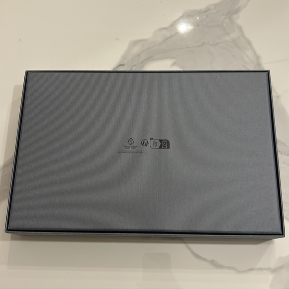 Thom Browne Gift Set - Picture 3 of 5
